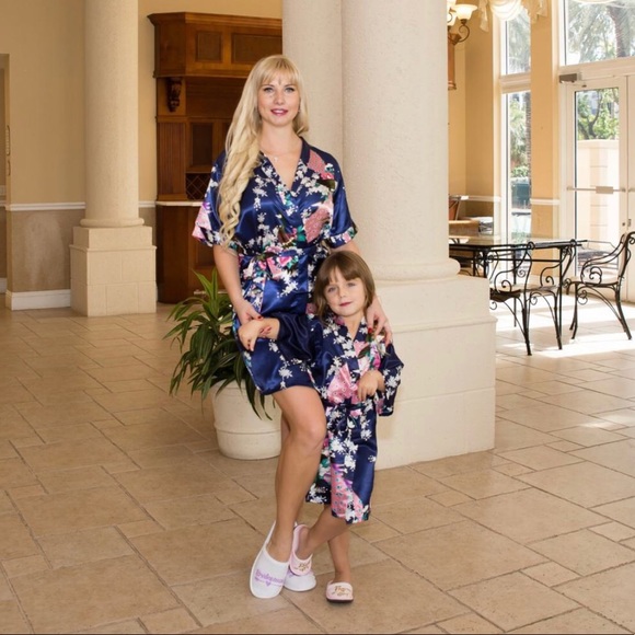 Adorable Floral Peacock Robes 4 MiniMe Princesses - Picture 9 of 15